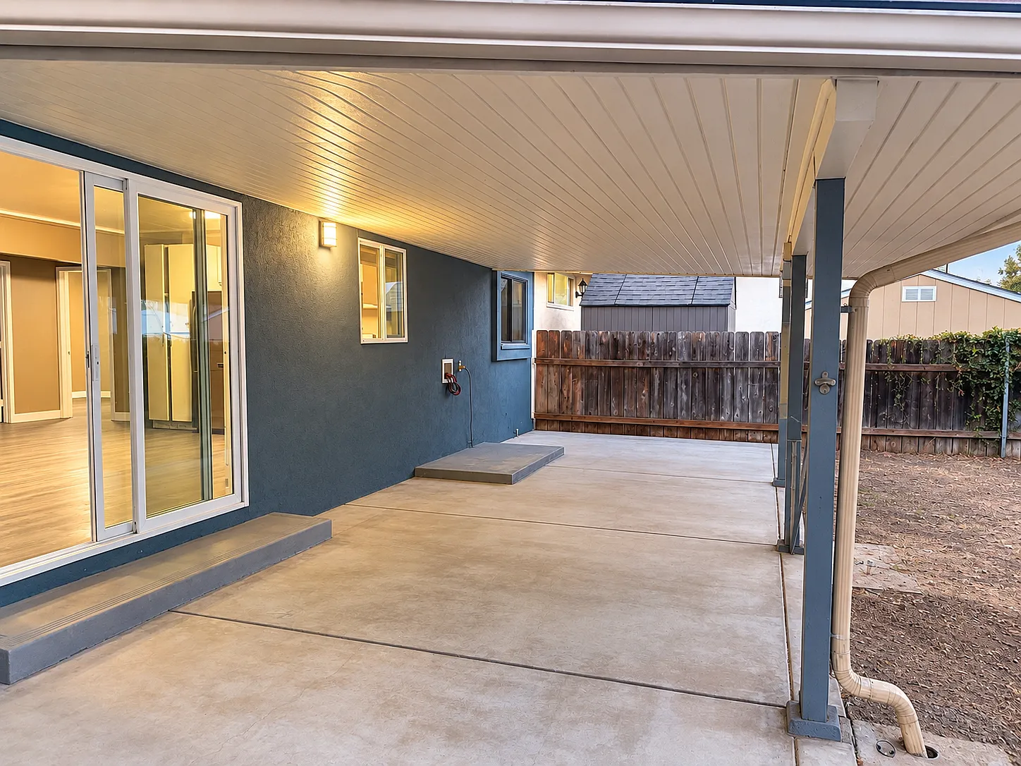 4 bed, 1500 sqft, $5,250 — Photo 4