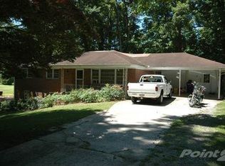 549 Creek View Dr, Lawrenceville, GA 30044
