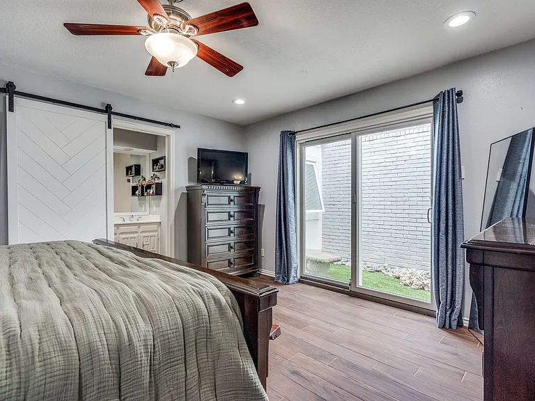 1108 Richland Oaks Dr — Photo 5
