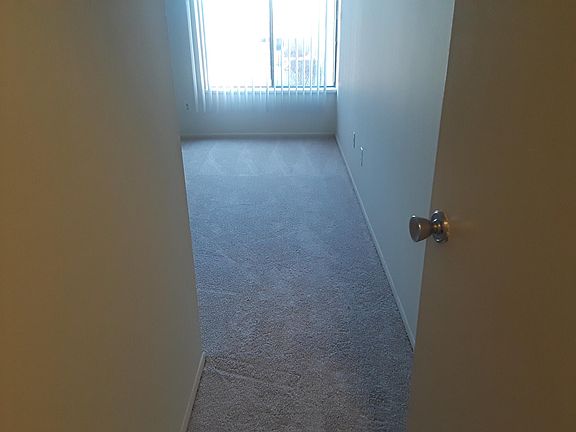 2nd image of 1425 Natalie Ln