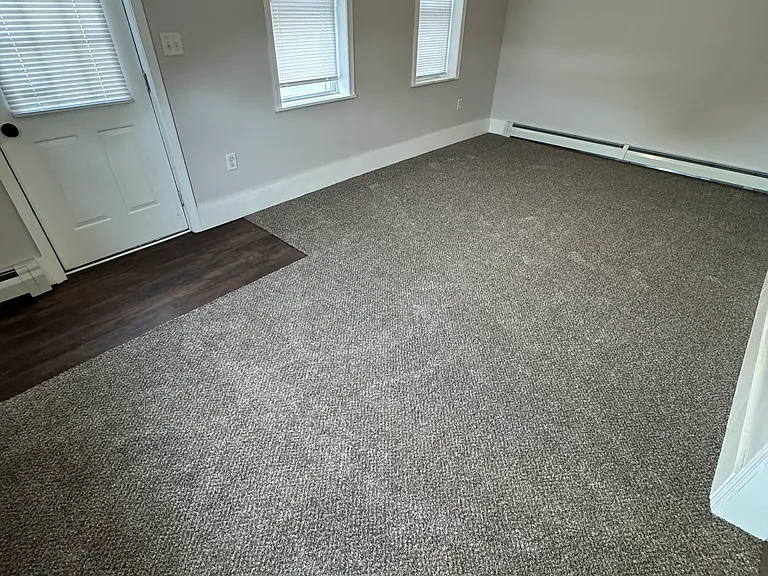215 Washington St — Photo 5