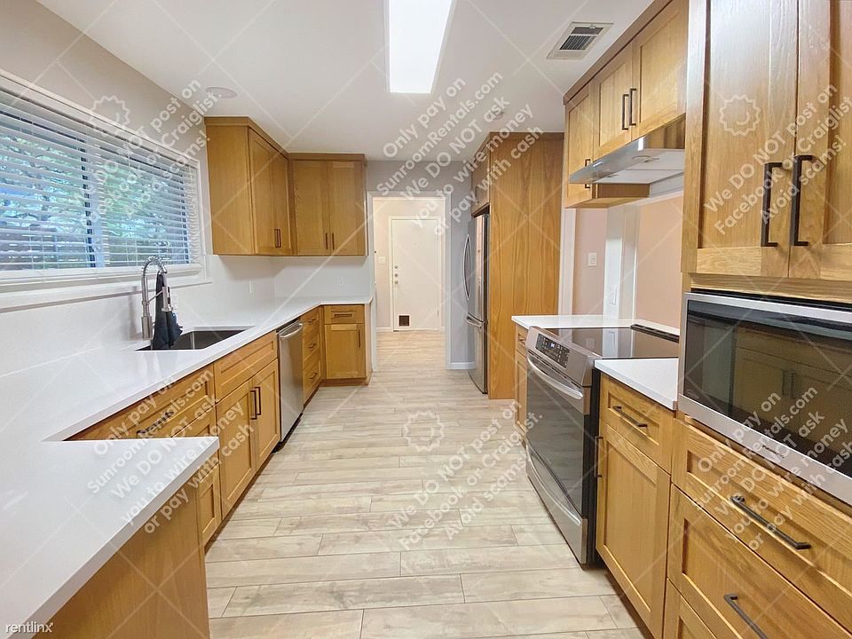 1st image of 6008 Oakclaire Dr