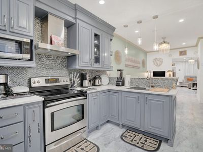 1013 N 4th St, Reading, PA, 19601