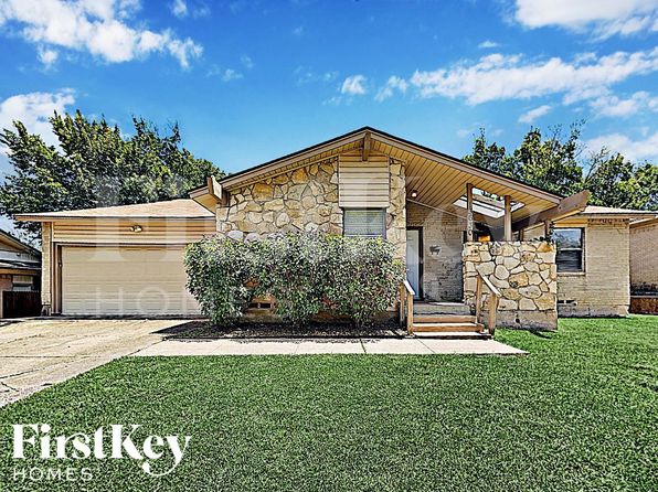 13630 Onyx Ln