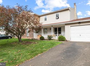 2835 N Ford Dr, Hatfield, PA 19440