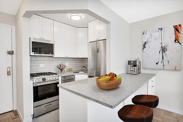 Sold by Compass | media 3