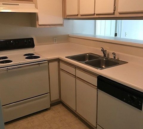 4th image of 330 Brownlea Dr APT 5C