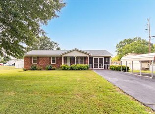 132 Circle Loop, Eden, NC 27288
