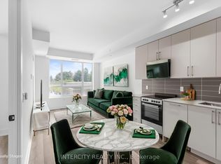 2075 King Rd #202, King, ON L7B 1K2