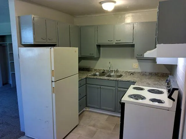 Studio, 550 sqft, $1,000 — Photo 2