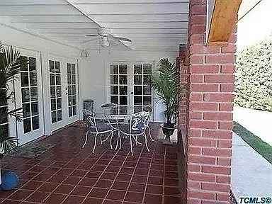 3201 W Pryor Ave — Photo 3
