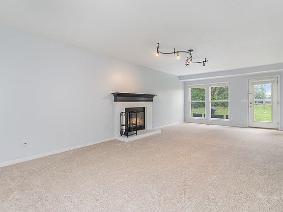 5th image of 10051 Brandsteade Ct