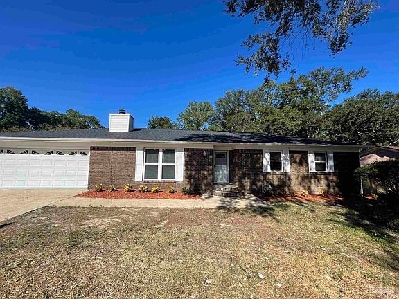 2nd image of 4850 Woodcliff Dr