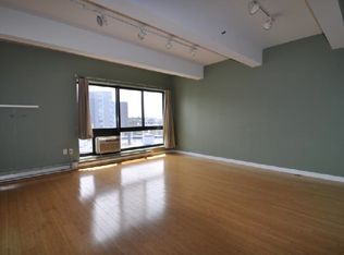 16 Stoneholm St #0062, Boston, MA 02115