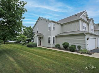 2982 Falling Waters Ln, Lindenhurst, IL 60046