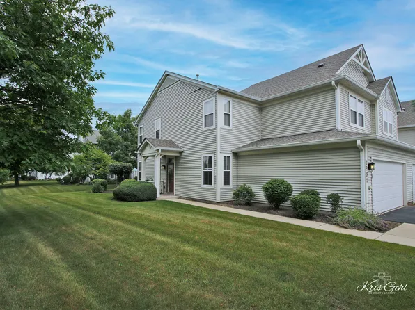 2982 Falling Waters Ln, Lindenhurst, IL 60046