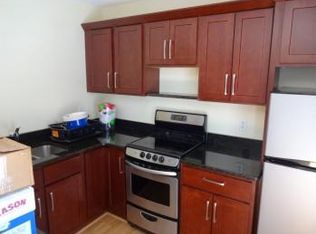 8 Fair St #C, Newport, RI 02840