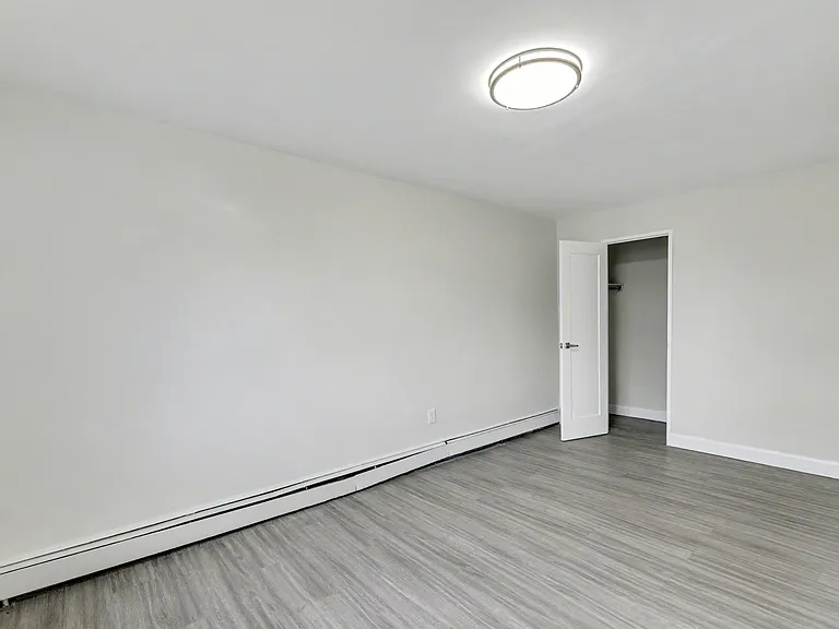 76 Mary St — Photo 17
