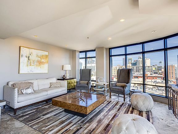 2nd image of 200 Harbor Dr Unit 1002