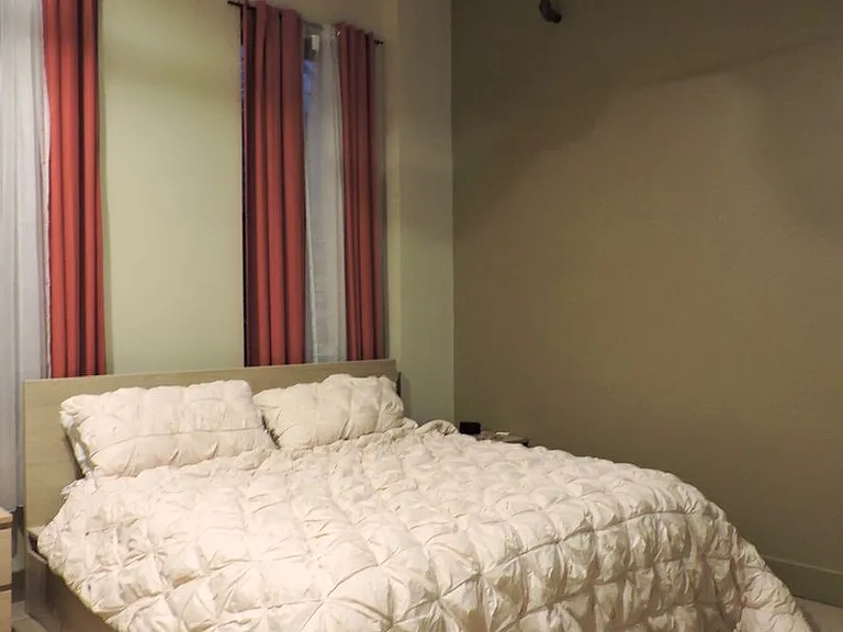 641 Walnut St Apartments — Photo 10
