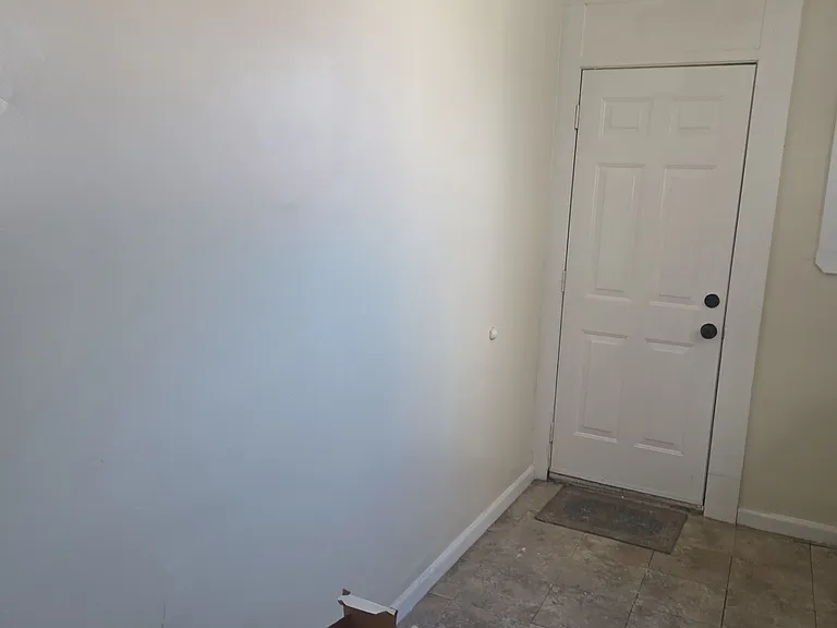 3424 Elmora Ave — Photo 8