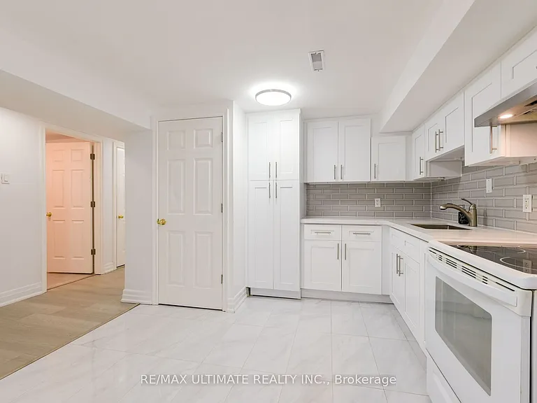 1255 Forestwood Dr — Photo 11