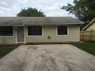 3723 SE Dixie Ross St, Stuart, FL 34997