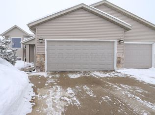 695 Wyndemere Dr, West Fargo, ND 58078