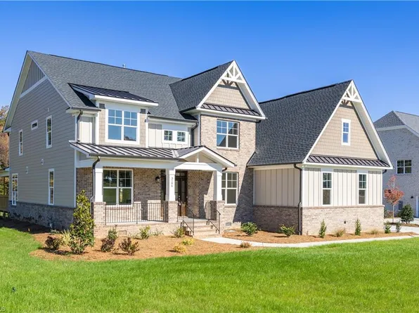 3106 Pasture View Dr, Summerfield, NC 27358