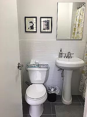 5th image of 222 W 15th St APT 9D
