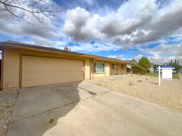 1881 Pecanwood Ave, Manteca, CA 95336