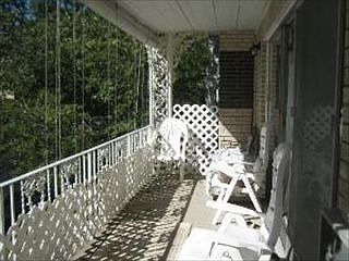 4th image of 935 8th Ave APT 3