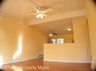 6730 SW Canyon Rd APT 5, Portland, OR 97225