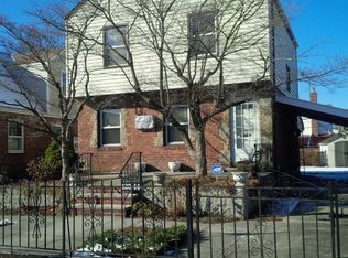 12044 224th St, Cambria Heights, NY