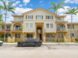 8838 W Flagler St APT 208, Miami, FL 33174