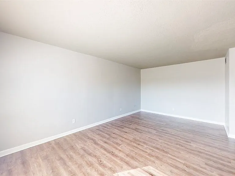 3800 E 29th St #5 — Photo 29