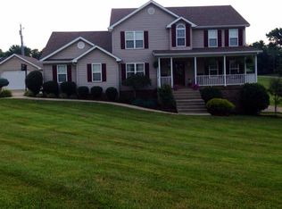 309 Green River Dr, Greensburg, KY 42743