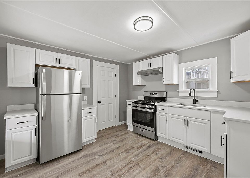 1st image of 1 Noble Pl