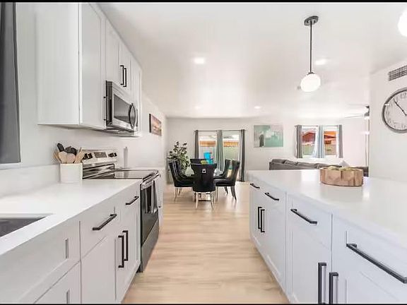 5th image of 3101 Kings Way