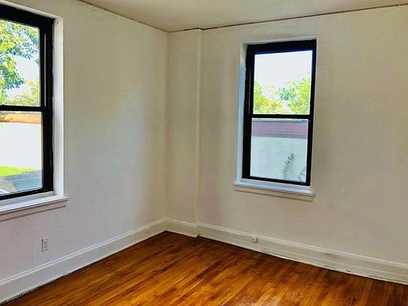 2nd image of 65 Wesley Ave APT 1C