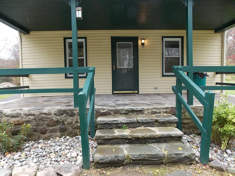 270 Wellington Rd — Photo 6
