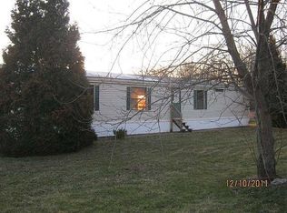 2837 Farron Rd, Seneca Falls, NY 13148