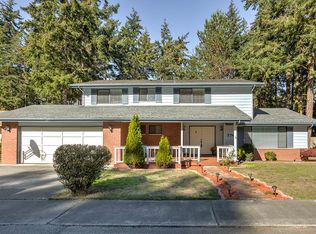 776 SW 11th Ct, Oak Harbor, WA 98277
