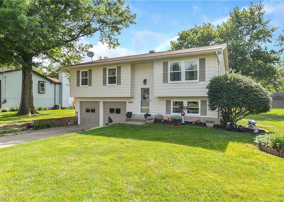 1st image of 4804 Pine Trace Dr
