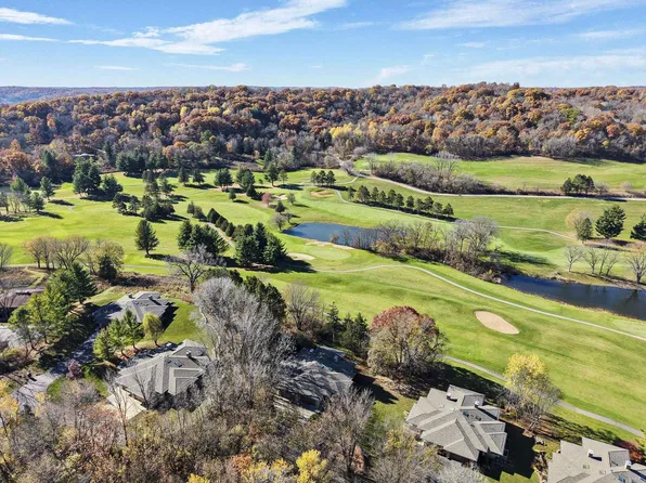 106 Aspen Glen Drive, Spring Green, WI 53588