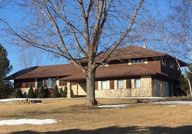 2nd image of 1175 Swamp Ct