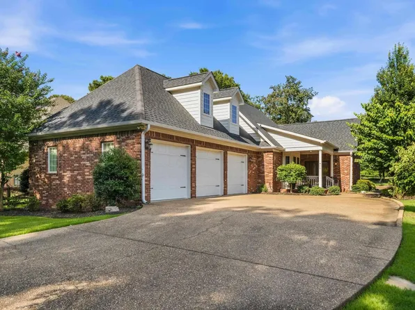 671 Shady Grove Rd, Hot Springs, AR 71901