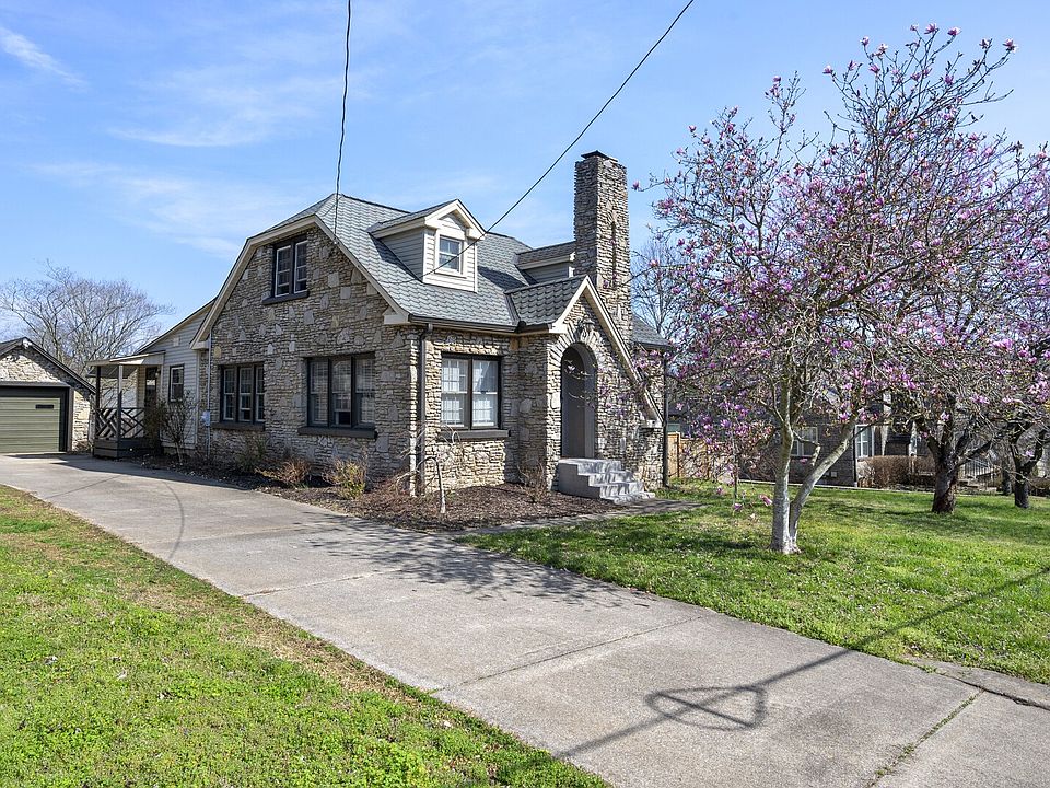 洋書 Mountain Houses 1427 NE Cinder Loop, Mountain Home, ID 83647 | Zillow