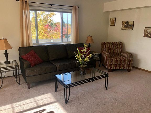 5th image of 1017 Hancock St APT 6