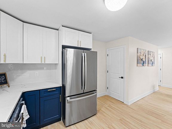 5th image of 2703 Union Ave